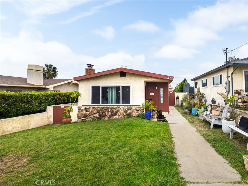 512 Lomita Street
