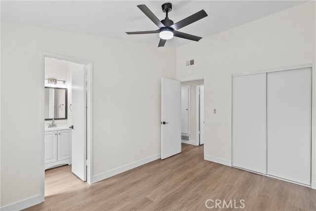 Detail Gallery Image 23 of 41 For 27410 Dewdrop Ave, Canyon Country,  CA 91351 - 3 Beds | 1/1 Baths