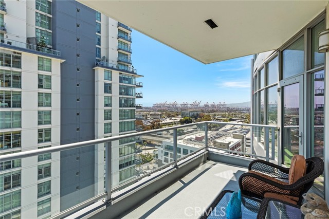 400 W Ocean Boulevard, Long Beach CA: https://media.crmls.org/medias/c7dced13-9885-4a4b-98ba-aad4fe9d97b6.jpg