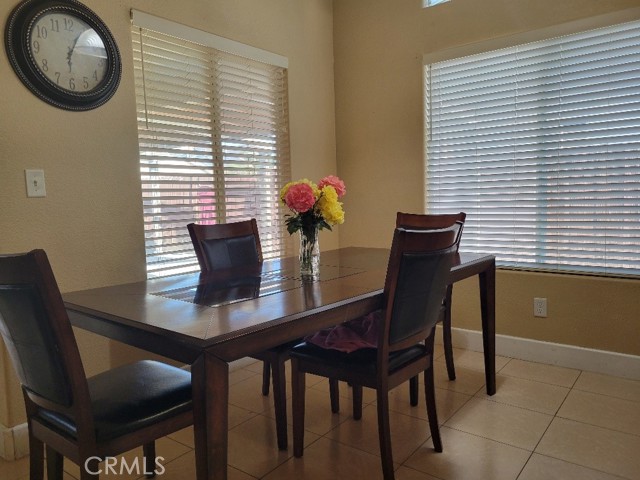 Detail Gallery Image 9 of 28 For 628 Vintner St, Los Banos,  CA 93635 - 3 Beds | 2 Baths