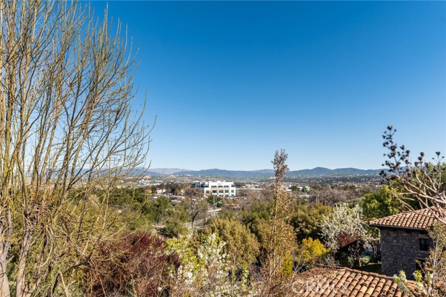 Detail Gallery Image 21 of 66 For 25340 Twin Oaks Pl, Valencia,  CA 91381 - 5 Beds | 5/2 Baths