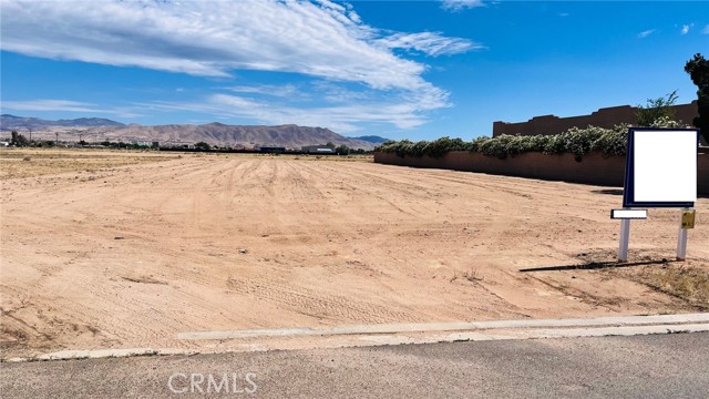 0 Powhatan Road, Apple Valley CA: https://media.crmls.org/medias/c7dd4d31-4ec8-4a7d-b69e-eba8601d778a.jpg