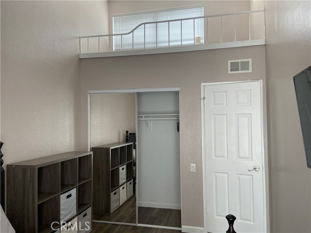 Detail Gallery Image 11 of 14 For 501 17th St, Huntington Beach,  CA 92648 - 3 Beds | 2/1 Baths