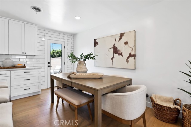 Detail Gallery Image 15 of 33 For 15801 Carrie Ln, Huntington Beach,  CA 92647 - 3 Beds | 2 Baths