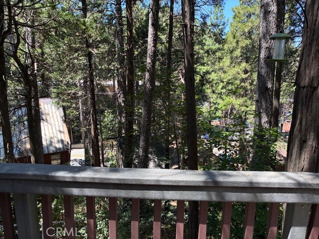 23606 Crest Forest Drive, Crestline CA: https://media.crmls.org/medias/c7de3088-fcc5-448a-b35d-7ef84ed6398a.jpg