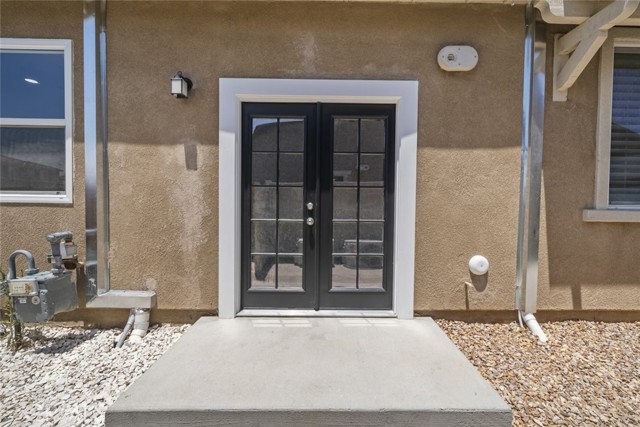 44124 51st W Street, Lancaster CA: https://media.crmls.org/medias/c7de667b-616b-4c5f-91be-6266436ecda8.jpg