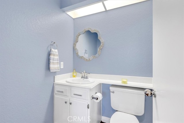 Detail Gallery Image 13 of 53 For 32 Silveroak, Aliso Viejo,  CA 92656 - 3 Beds | 2/1 Baths