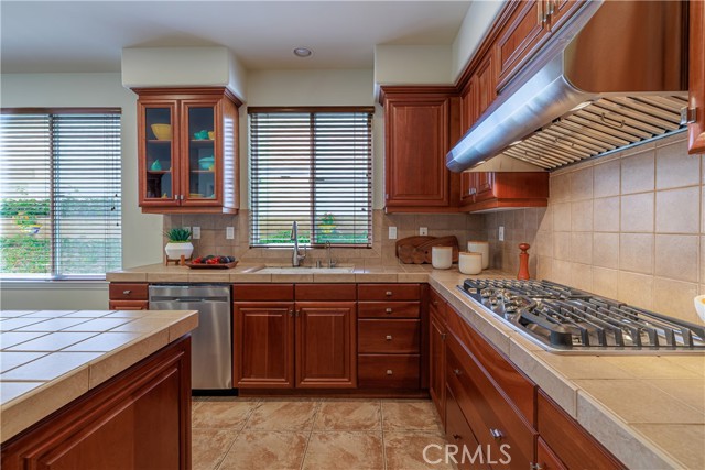 Detail Gallery Image 17 of 75 For 22 Modesto, Irvine,  CA 92602 - 6 Beds | 3 Baths