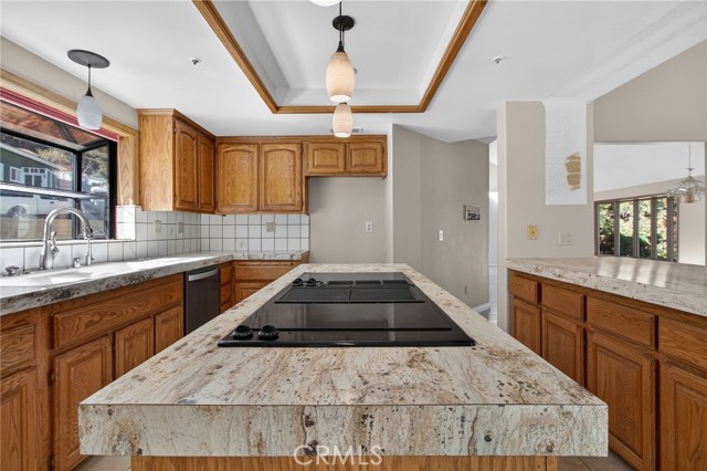 Detail Gallery Image 13 of 70 For 5328 Shirley J, Wrightwood,  CA 92397 - 8 Beds | 4/1 Baths