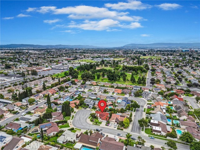 1340 S Scarborough Lane, Anaheim CA: https://media.crmls.org/medias/c7df2d22-5d34-41ab-b1b1-519f2197b36a.jpg