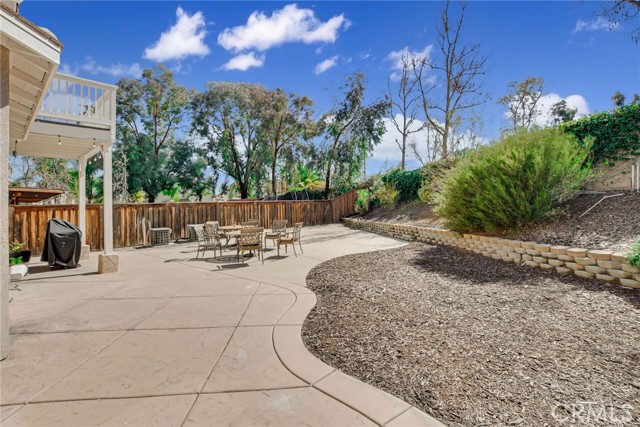 32501 Sprucewood Way, Lake Elsinore CA: https://media.crmls.org/medias/c7df4a58-100b-4641-8cac-ea987eb69358.jpg