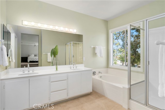 10 Via Berrendo, Rancho Santa Margarita CA: https://media.crmls.org/medias/c7df4e92-a590-4f8f-b1ee-591d2acc41f9.jpg