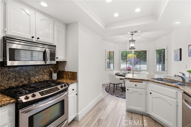 5650 Harvest Way, Yorba Linda CA: https://media.crmls.org/medias/c7e073c1-e0ec-4b43-b7a8-8489d04b5b04.jpg