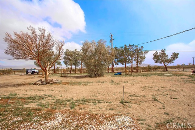 Image 3 for 9048 Mesa Rd, Lucerne Valley, CA 92356
