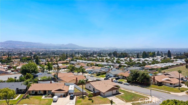 27719 21st Street, Highland CA: https://media.crmls.org/medias/c7e103c8-3ba1-4706-b5a7-88c78ba8439f.jpg