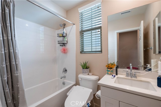Detail Gallery Image 16 of 44 For 980 W Jasmine Way, Rialto,  CA 92376 - 4 Beds | 3 Baths
