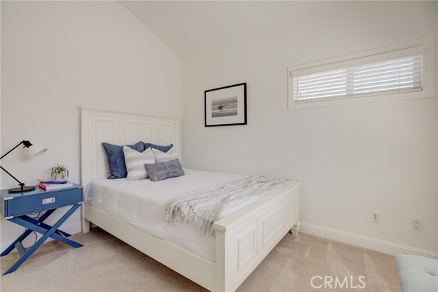 2220 Gates Avenue, Redondo Beach, California 90278, 4 Bedrooms Bedrooms, ,2 BathroomsBathrooms,Residential,Sold,Gates,SB21194759