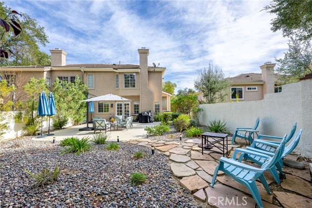 939 Blue Mountain, Westlake Village CA: https://media.crmls.org/medias/c7e4a9d4-9c67-406c-a300-1ebbbddffb72.jpg