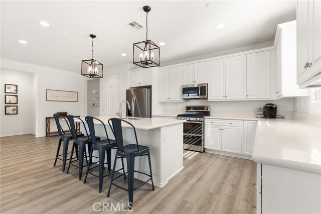 Detail Gallery Image 5 of 29 For 30783 Mossy Bend Ln, Murrieta,  CA 92563 - 3 Beds | 2 Baths