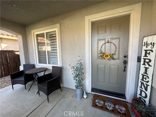 Detail Gallery Image 3 of 23 For 1653 Amber Lily Dr, Beaumont,  CA 92223 - 3 Beds | 2 Baths