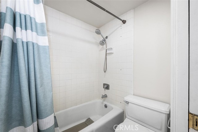 Detail Gallery Image 26 of 38 For 1425 E 2nd St #301,  Long Beach,  CA 90802 - 3 Beds | 2 Baths