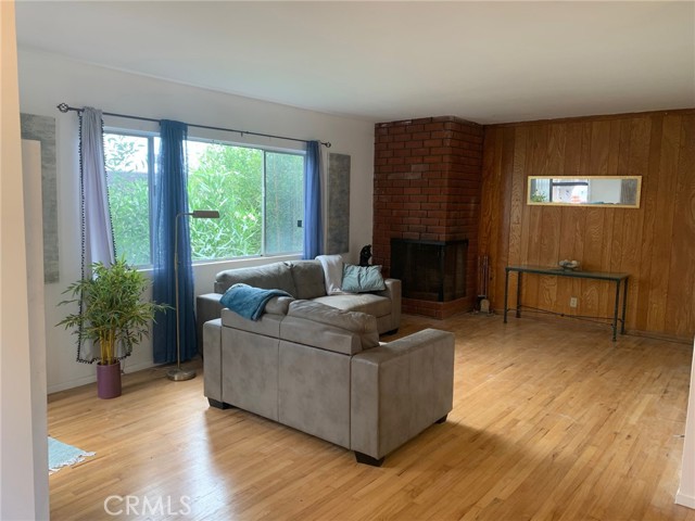 Front Image Thumbnail for CRPW26151204