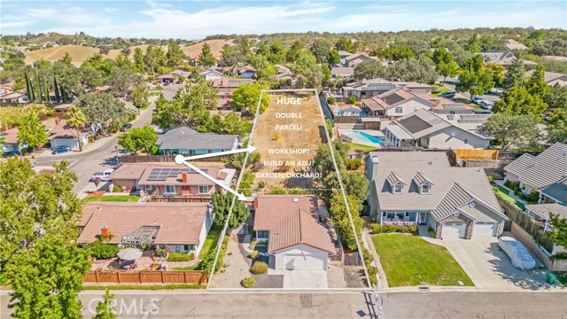 Detail Gallery Image 3 of 30 For 331 Wild Mustard Ln, Paso Robles,  CA 93446 - 2 Beds | 2 Baths