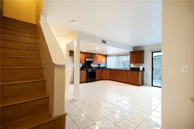 9471 Cortada Street, El Monte CA: https://media.crmls.org/medias/c7e5faee-b71d-44a0-990c-d95f393caee6.jpg