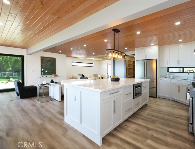 Detail Gallery Image 12 of 41 For 2741 Vista Mesa Dr, Rancho Palos Verdes,  CA 90275 - 2 Beds | 2 Baths