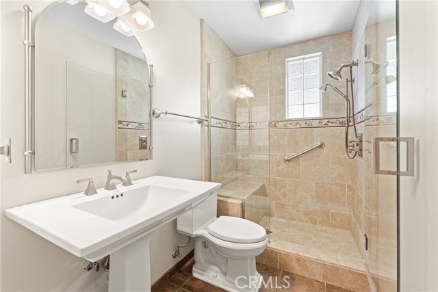 30300 Live Oak Canyon Road, Redlands CA: https://media.crmls.org/medias/c7e80f0d-987c-491e-9211-535bb09d5f82.jpg