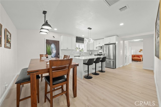 Detail Gallery Image 28 of 64 For 13533 Terra Bella, Pacoima,  CA 91331 - 5 Beds | 4/1 Baths