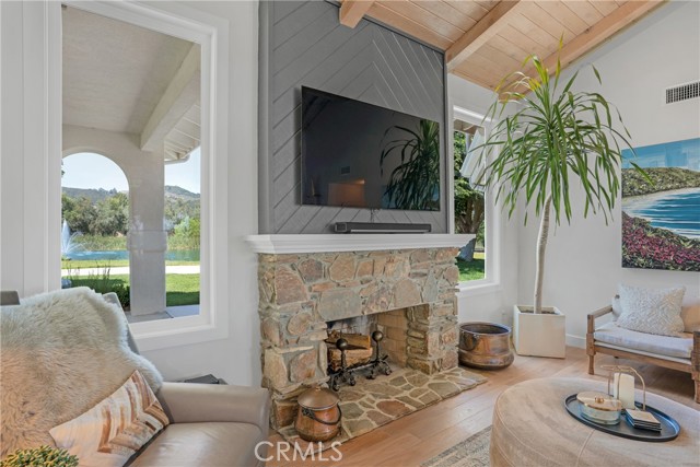 26465 Douglas Avenue, Murrieta CA: https://media.crmls.org/medias/c7e84675-a611-4a39-88ed-2bcc6be3f475.jpg
