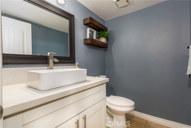 Detail Gallery Image 13 of 25 For 865 N Dearborn St, Redlands,  CA 92374 - 4 Beds | 2/1 Baths