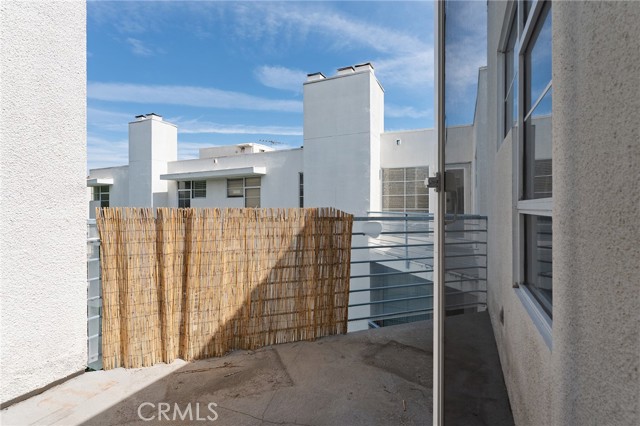 Detail Gallery Image 44 of 51 For 5350 White Oak #413,  Encino,  CA 91316 - 2 Beds | 2 Baths