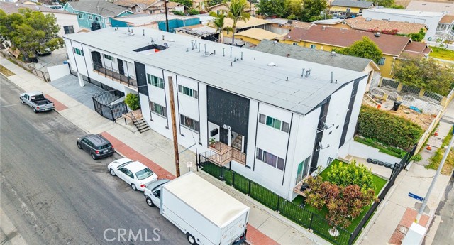 810 N Mott Street, Los Angeles CA: https://media.crmls.org/medias/c7e9f0be-45bf-4a84-ac29-7e22d69a82b6.jpg