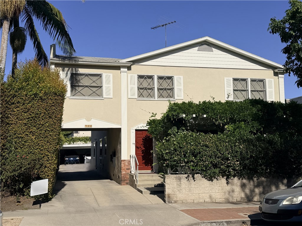 722 Westbourne #C
