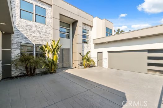 Detail Gallery Image 2 of 37 For 7160 W Dovewood Ln, Fresno,  CA 93723 - 7 Beds | 6 Baths