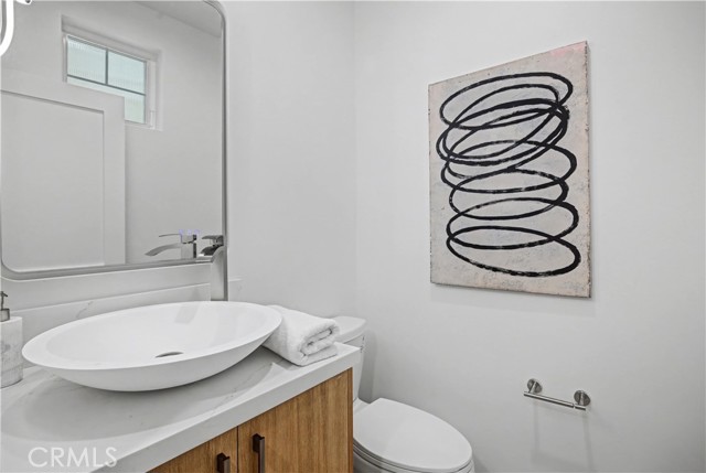 Detail Gallery Image 28 of 43 For 2203 Marshalfield #B,  Redondo Beach,  CA 90278 - 4 Beds | 3/1 Baths