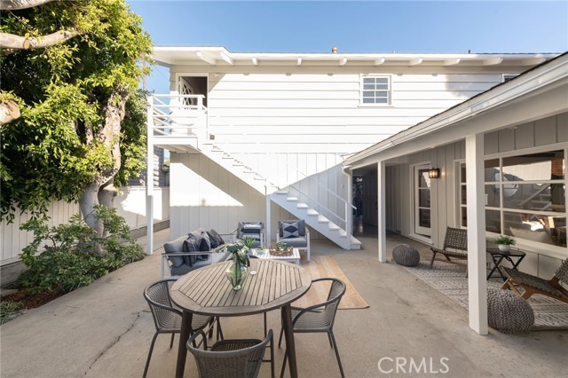 2413 Pine Ave, Manhattan Beach, California 90266, 4 Bedrooms Bedrooms, ,2 BathroomsBathrooms,Residential,Sold,Pine Ave,SB23208762