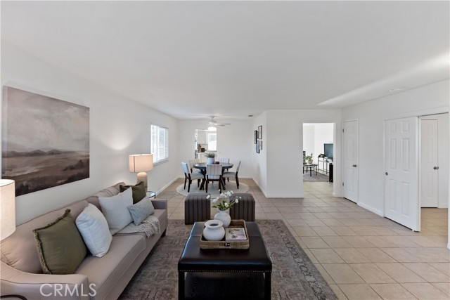 Detail Gallery Image 6 of 29 For 680 Fordham Ave, Clovis,  CA 93611 - 4 Beds | 2 Baths