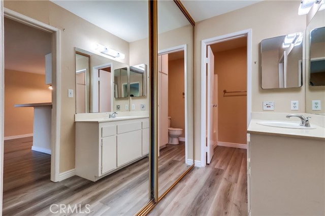 5585 E Pacific Coast, Long Beach CA: https://media.crmls.org/medias/c7eba1df-3c82-4c97-8be1-19b9a5f451dc.jpg