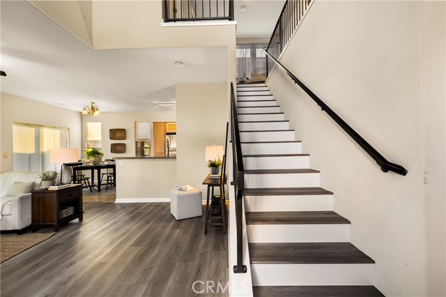 Detail Gallery Image 2 of 40 For 1972 Bluffs Drive, Oroville,  CA 95965 - 3 Beds | 2/1 Baths