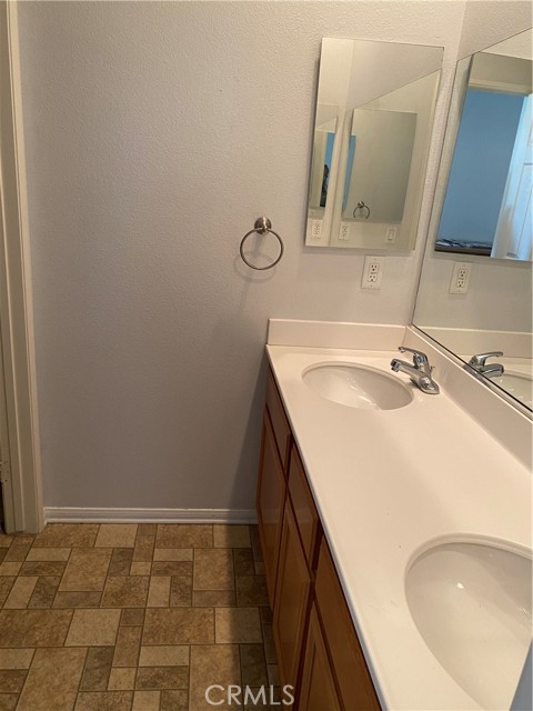 Detail Gallery Image 17 of 23 For 10927 Ragsdale, Loma Linda,  CA 92354 - 4 Beds | 3 Baths