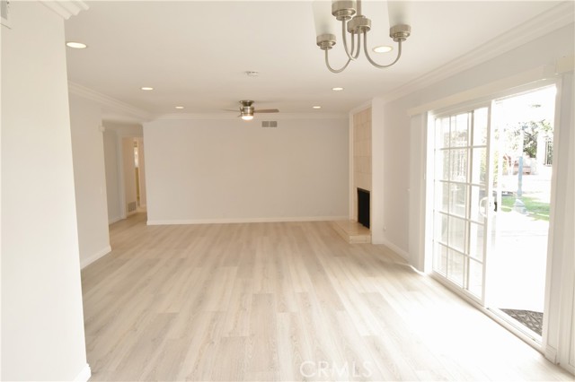 Formal Dinning Room