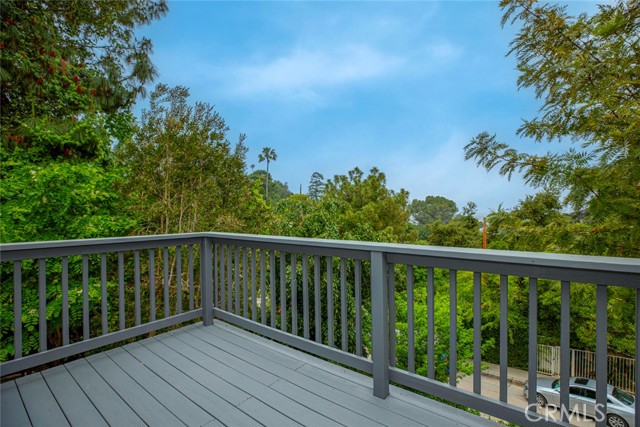 Detail Gallery Image 29 of 47 For 11605 Sunshine, Studio City,  CA 91604 - 2 Beds | 2 Baths
