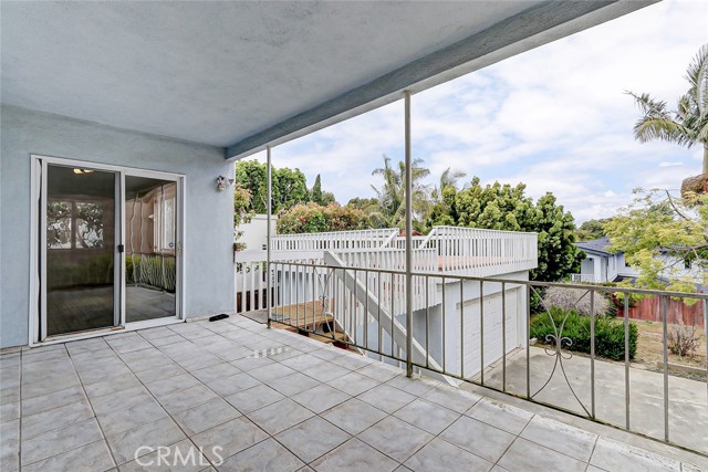 Detail Gallery Image 9 of 26 For 1541 Gates Ave, Manhattan Beach,  CA 90266 - 3 Beds | 2 Baths