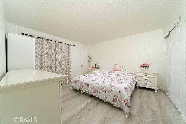 Detail Gallery Image 10 of 21 For 12591 Westminster Ave #114,  Garden Grove,  CA 92843 - 2 Beds | 2 Baths