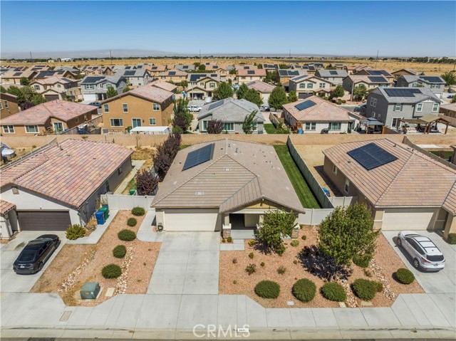 Detail Gallery Image 4 of 50 For 3625 Garnet Ln, Lancaster,  CA 93535 - 4 Beds | 2 Baths