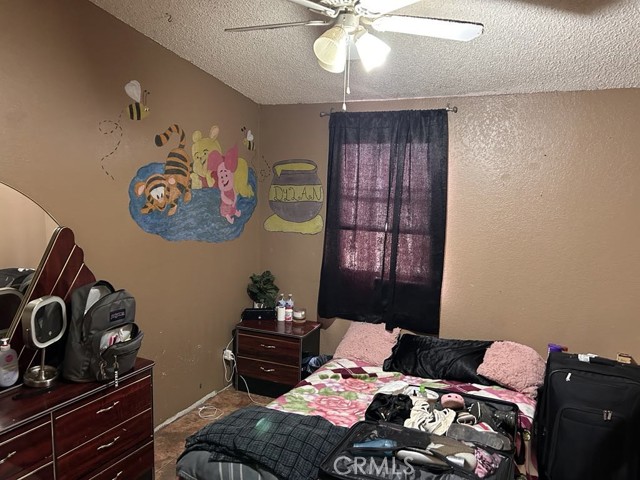21921 Cedar Street, Perris CA: https://media.crmls.org/medias/c7edf924-16d3-41a5-b0e8-470e67b7c740.jpg