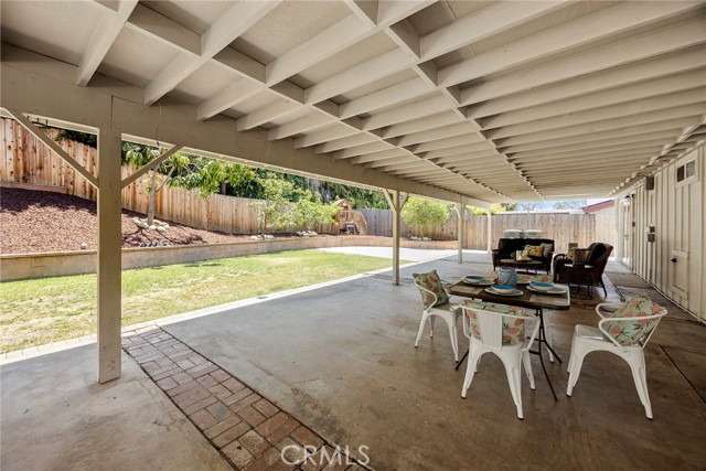 4002 E Greenwood Avenue, Orange CA: https://media.crmls.org/medias/c7edfddb-7cbd-416b-9e99-30c687f3b12f.jpg